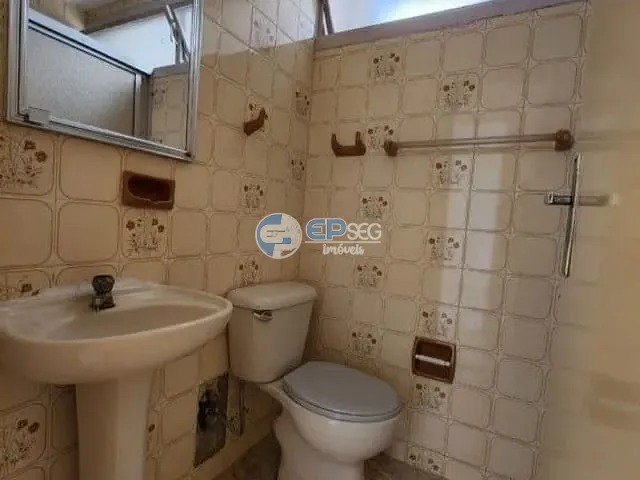 Apartamento 2 quartos e 1 banheiro, à venda, no bairro Centro em Londrina
