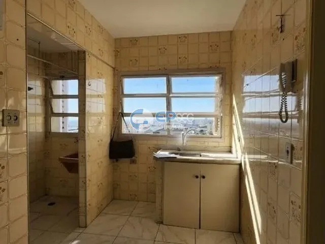Apartamento 2 quartos e 1 banheiro, à venda, no bairro Centro em Londrina