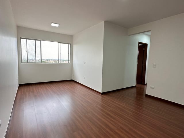 Foto do Apartamento - Apartamento à venda 3 Quartos, 1 Suite, 1 Vaga, 79.7M², Jardim Adriana II, Londrina - PR | EDIFICIO SAN VICENTE | Londrina Cred Imóveis