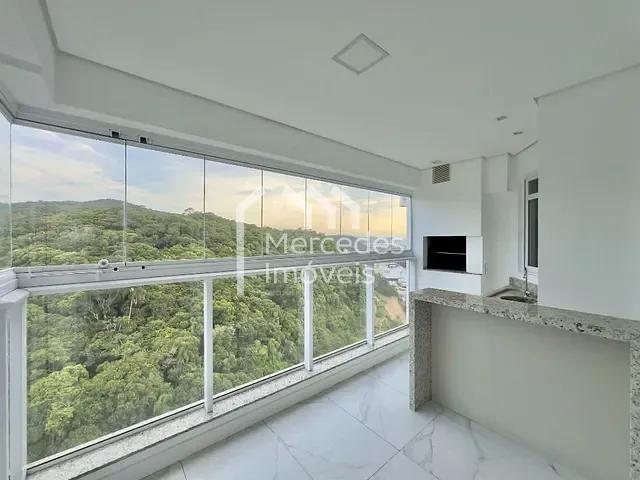 Apartamento com 71m² 2 quartos e 2 banheiros, à venda, no bairro Centro em Itajaí