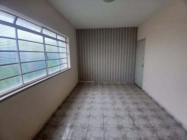 Apartamento 3 quartos e 1 banheiro, para alugar, no bairro Parque das Nações em São João da Boa Vista