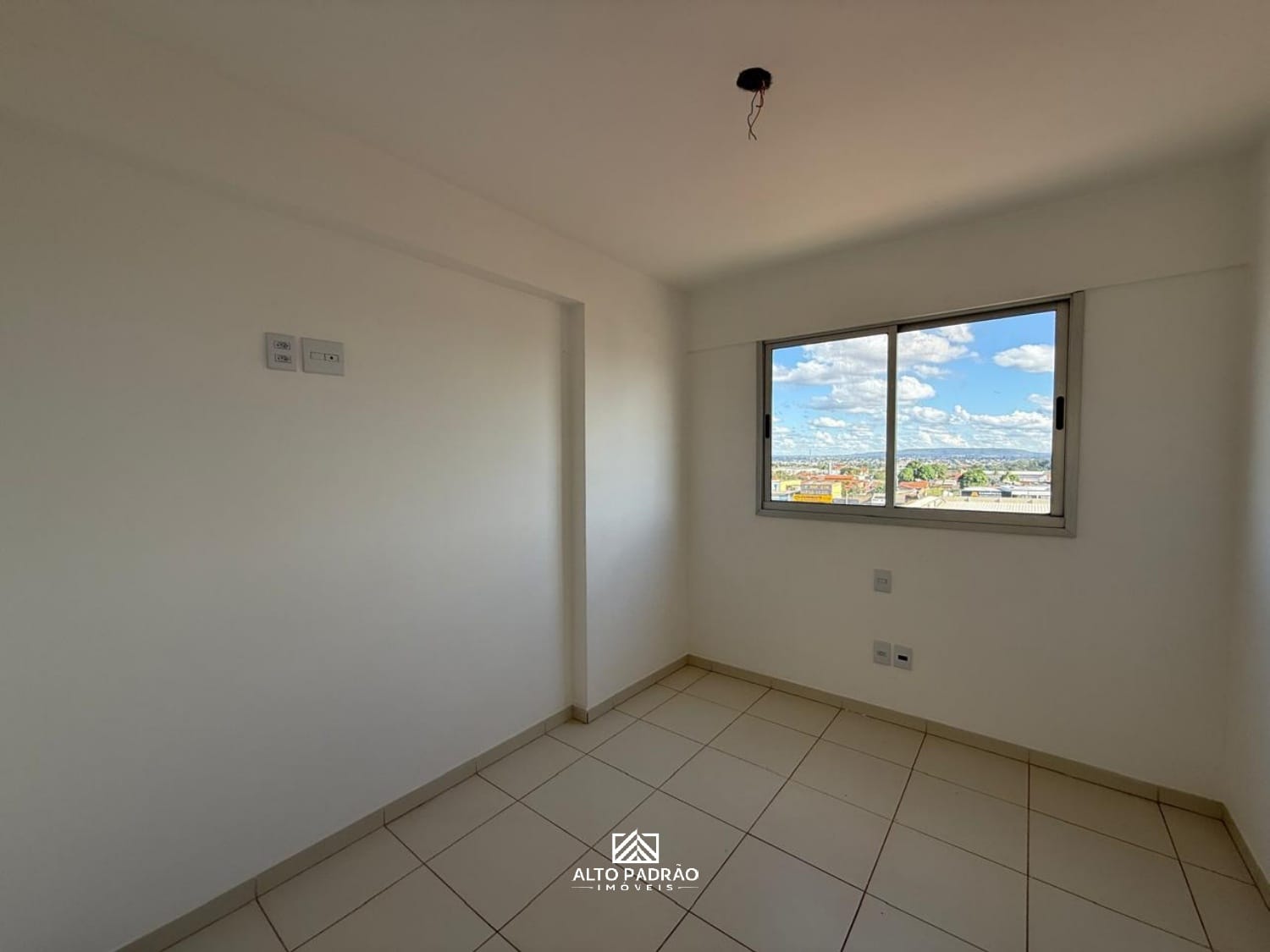Apartamento à venda com 3 quartos, 73m² - Foto 6