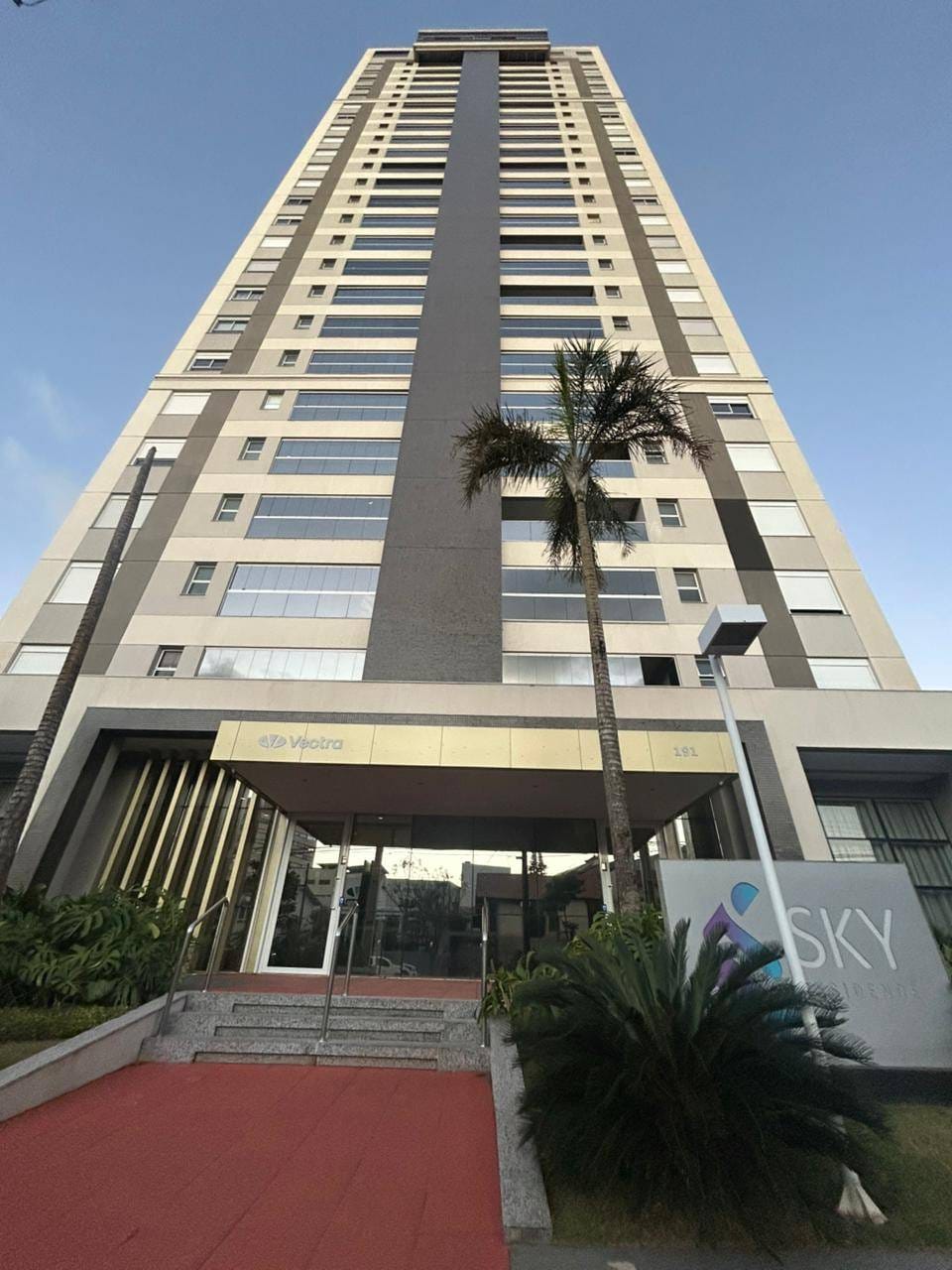 Apartamento à venda com 3 quartos, 165m² - Foto 1