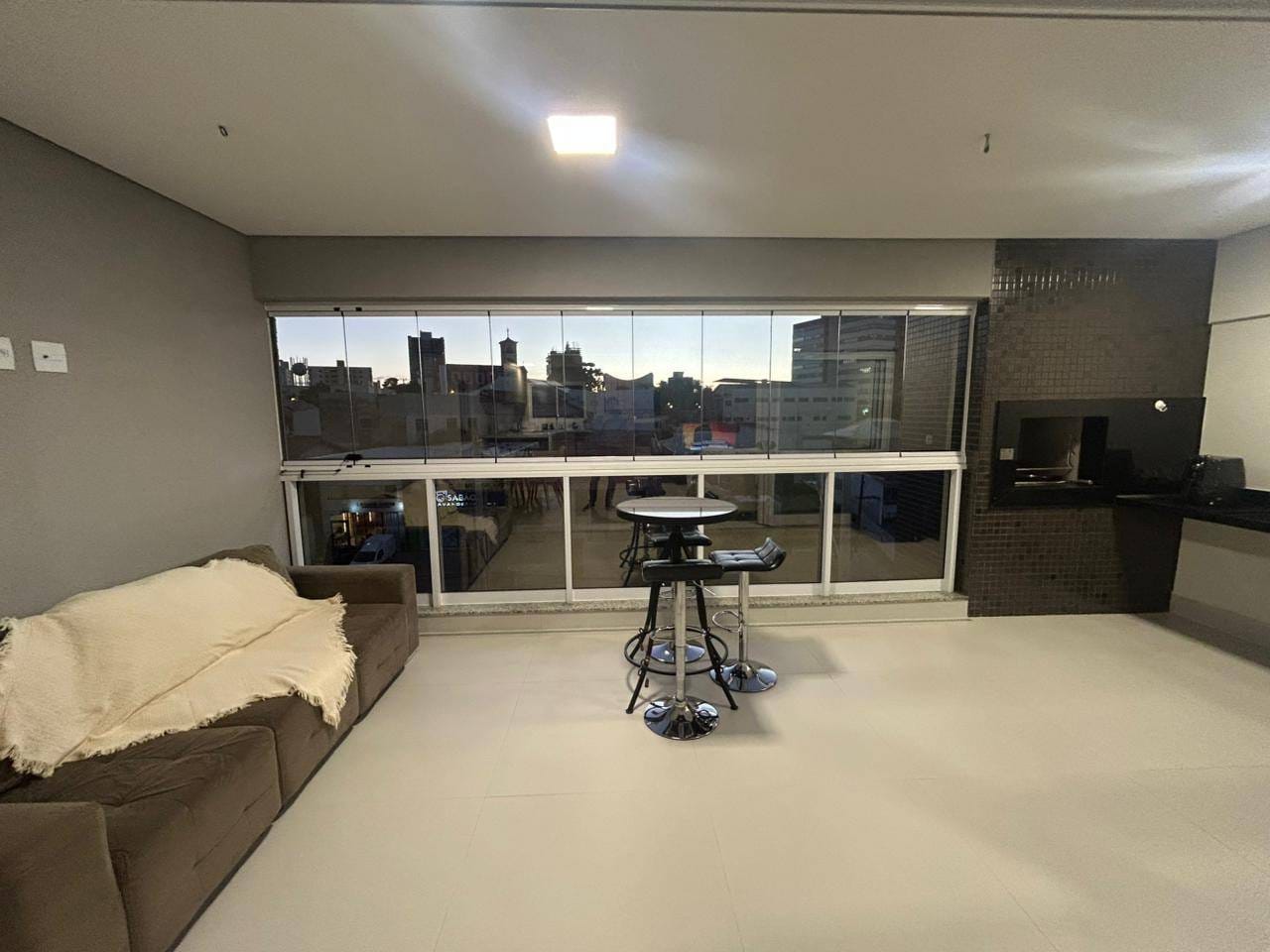 Apartamento à venda com 3 quartos, 165m² - Foto 5