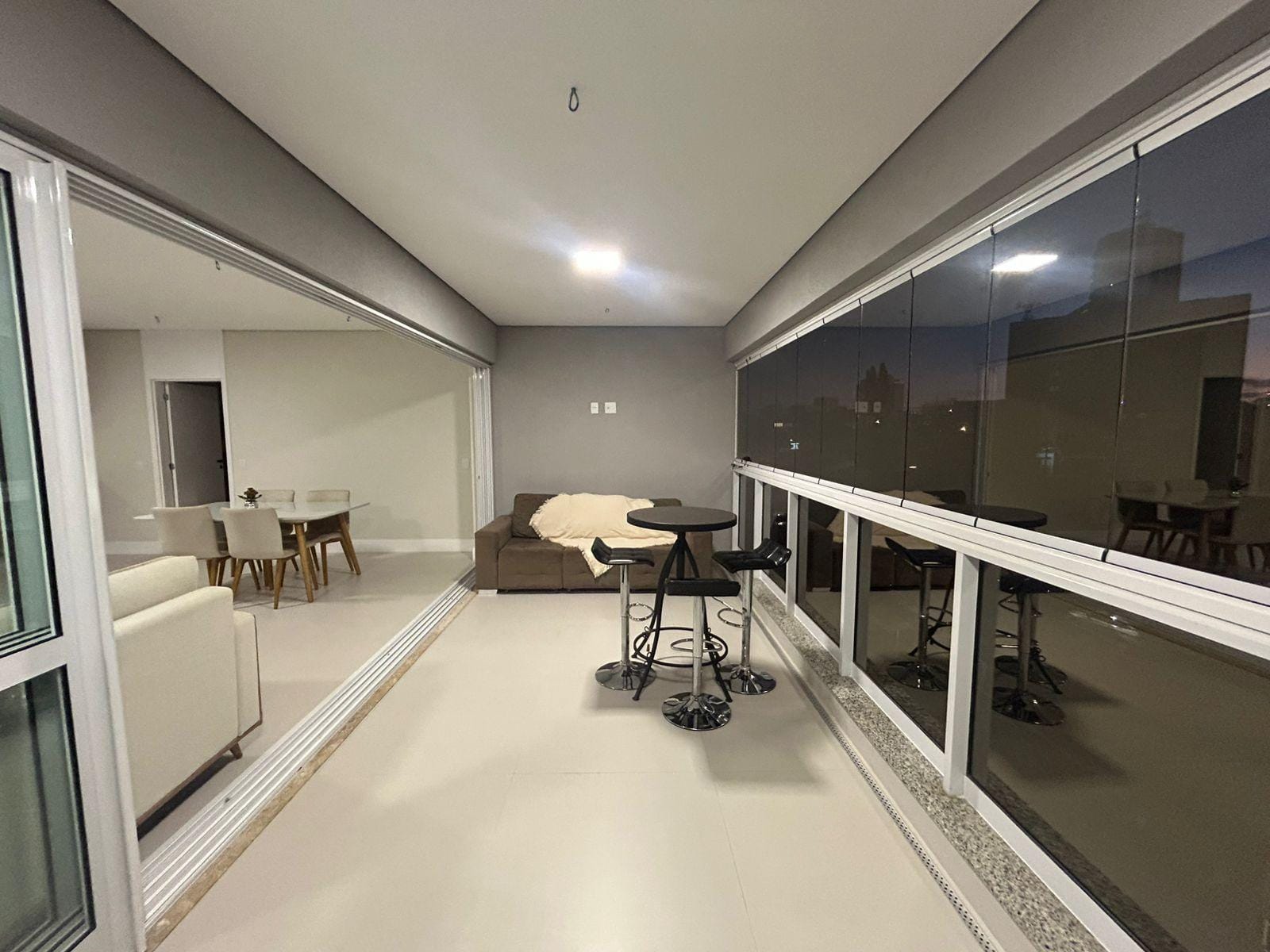 Apartamento à venda com 3 quartos, 165m² - Foto 24
