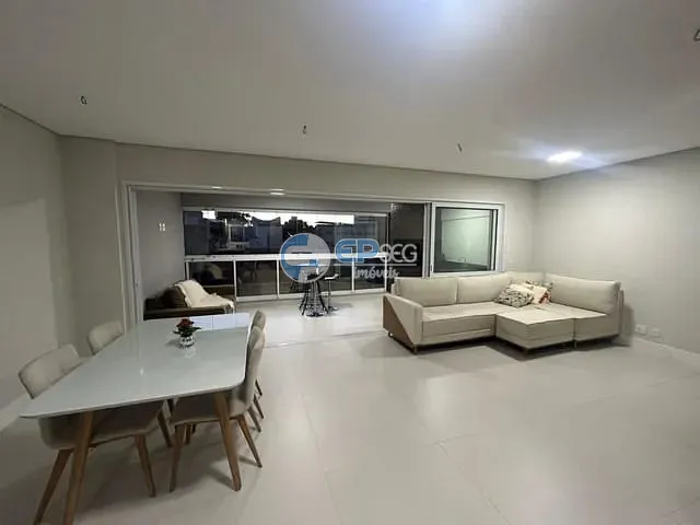 Apartamento 3 quartos e 5 banheiros, à venda, no bairro Centro em Cambé