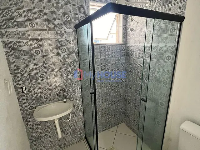 Apartamento 2 quartos e 2 banheiros, à venda, no bairro Nossa Senhora da Vitória em Ilhéus