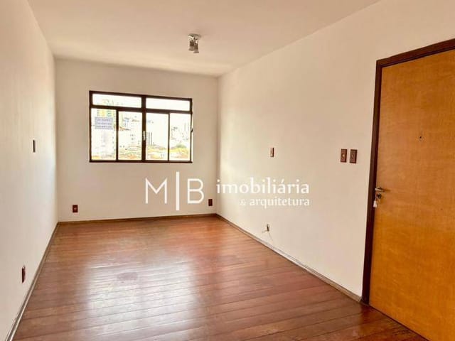 Apartamento 2 quartos e 1 banheiro, à venda, no bairro Jardim São Paulo em Lavras