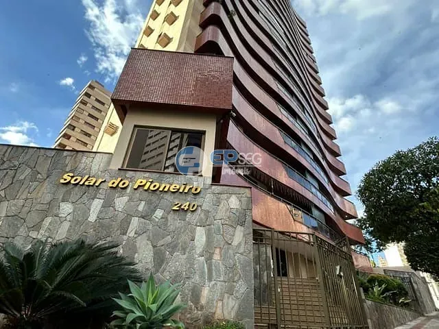 Apartamento 3 quartos e 5 banheiros, à venda, no bairro Centro em Londrina