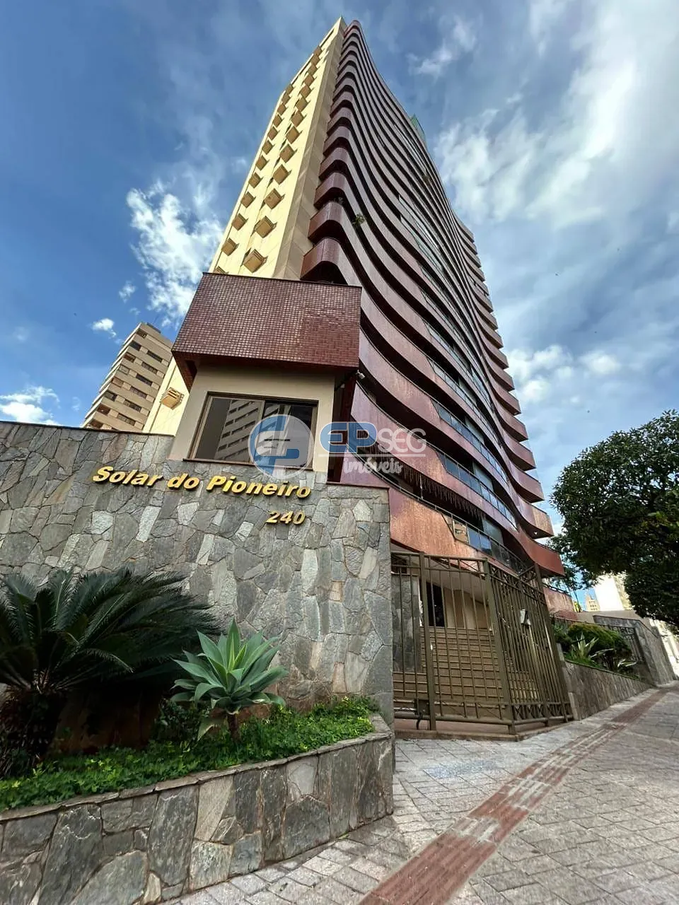 Apartamento, 3 quartos, 163 m² - Foto 1