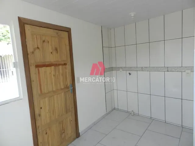 Casa 1 quarto e 1 banheiro, para alugar, no bairro Vorstadt em Blumenau