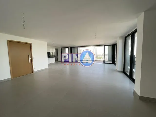 Apartamento com 200m² 4 quartos e 5 banheiros, à venda, no bairro Serrinha em Goiânia