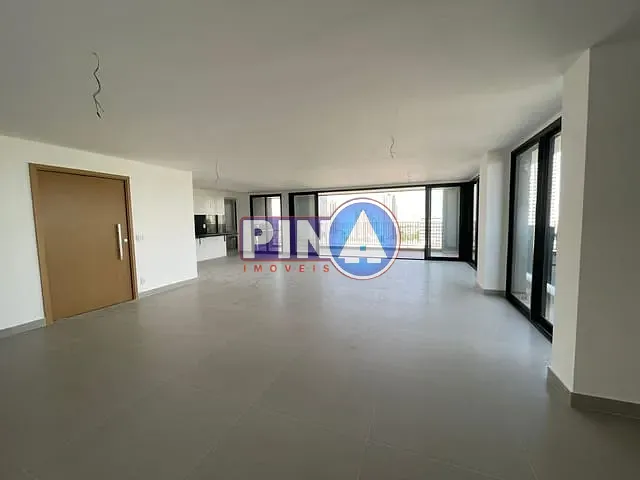 Apartamento com 200m² 4 quartos e 5 banheiros, à venda, no bairro Serrinha em Goiânia