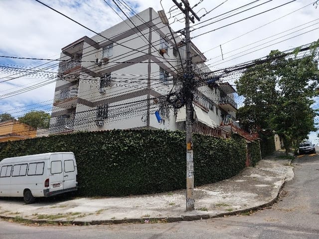 Apartamento 2 quartos e 1 banheiro, à venda, no bairro Tanque em Rio de Janeiro