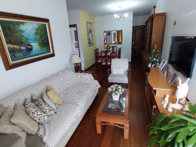 Apartamento 2 quartos e 1 banheiro, à venda, no bairro Tanque em Rio de Janeiro