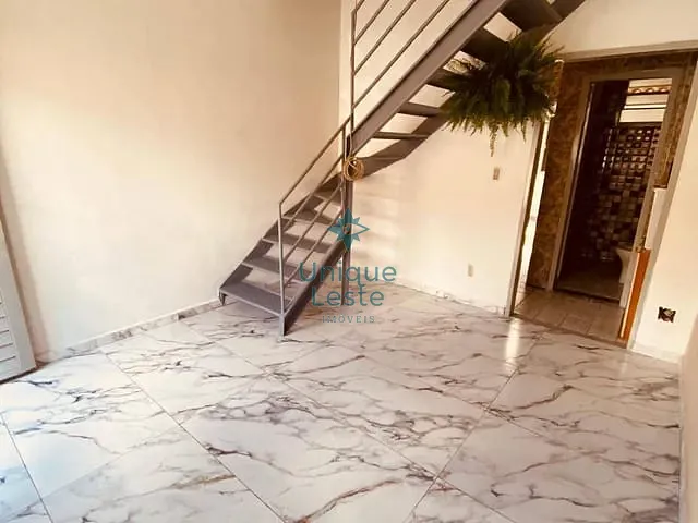 Casa 3 quartos e 1 banheiro, à venda, no bairro Granja de Freitas em Belo Horizonte