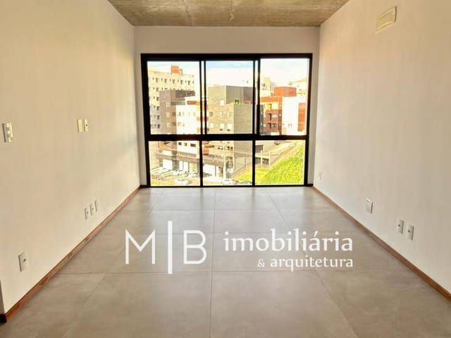 Apartamento 2 quartos e 2 banheiros, para alugar, no bairro Santa Filomena em Lavras