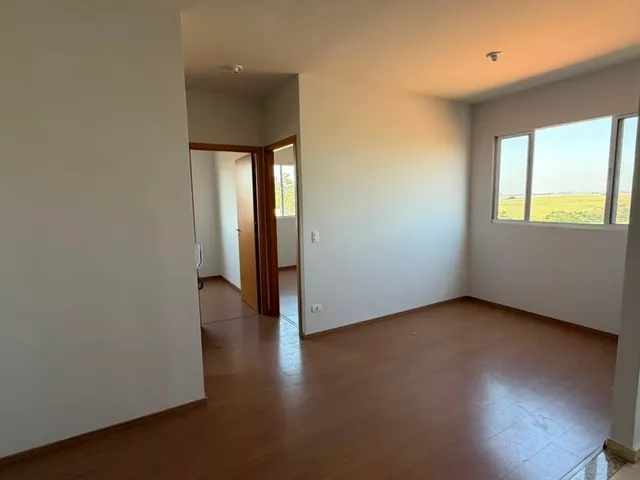 Apartamento 2 quartos e 1 banheiro, para alugar, no bairro Jardim Bela Itália em Cambé