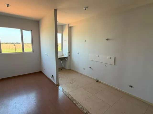 Apartamento 2 quartos e 1 banheiro, para alugar, no bairro Jardim Bela Itália em Cambé