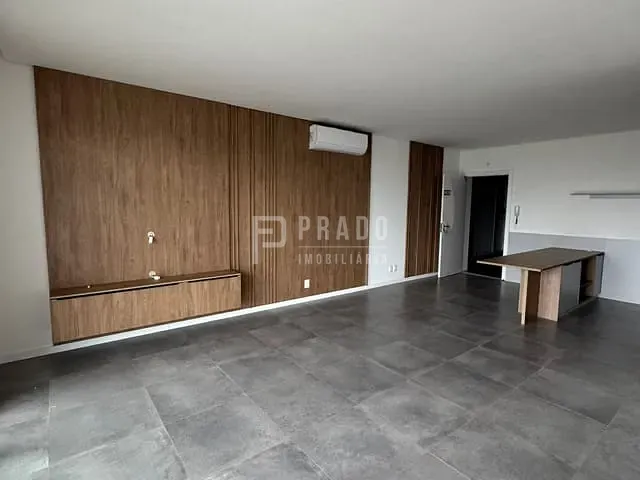 Apartamento 2 quartos e 2 banheiros, à venda, no bairro Centro em Pelotas