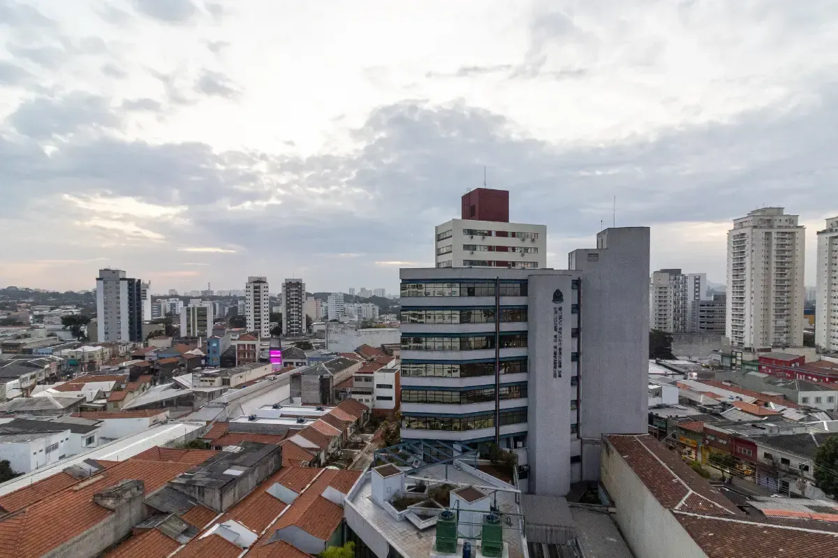 Apartamento à venda com 3 quartos, 135m² - Foto 35