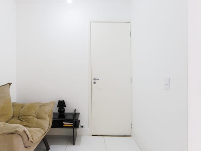 Foto do Apartamento - Apartamento a venda 03 dormitórios Ed. Três Torres. | Abba Negócios Imobiliários