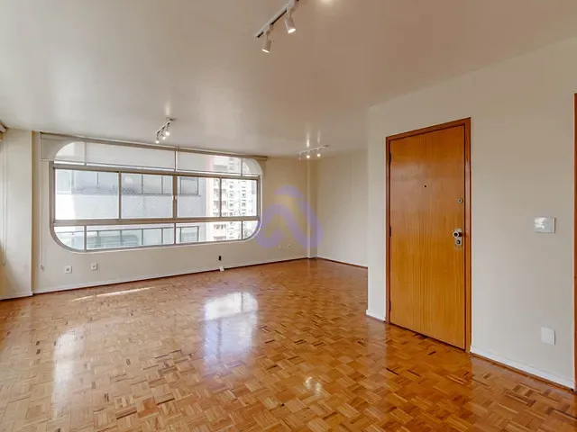 Apartamento 3 quartos e 2 banheiros, à venda, no bairro Itaim Bibi em São Paulo