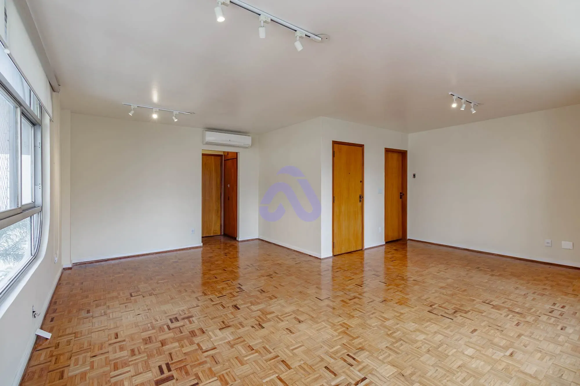 Apartamento, 3 quartos, 145 m² - Foto 1