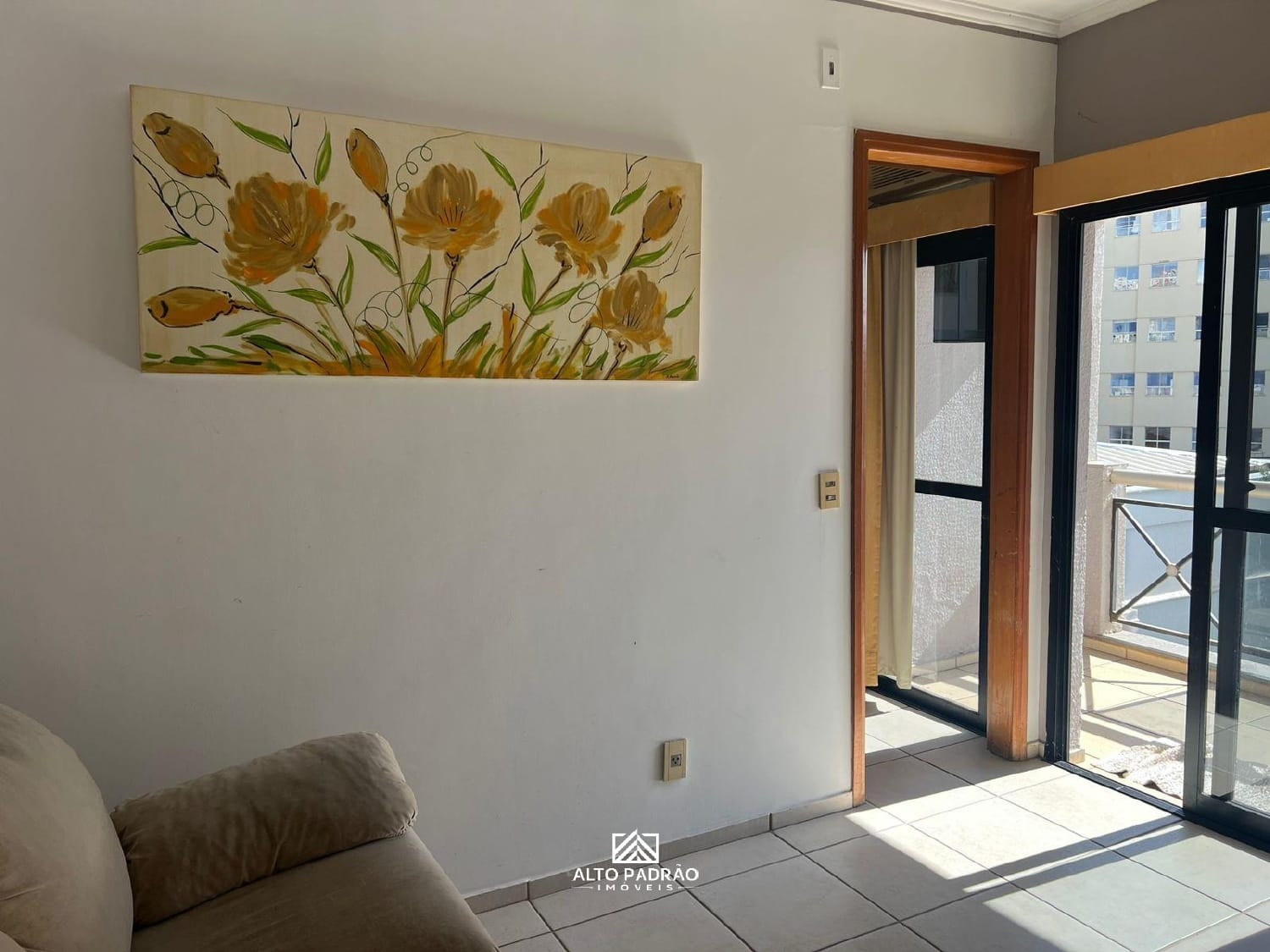 Apartamento à venda com 1 quarto, 33m² - Foto 3