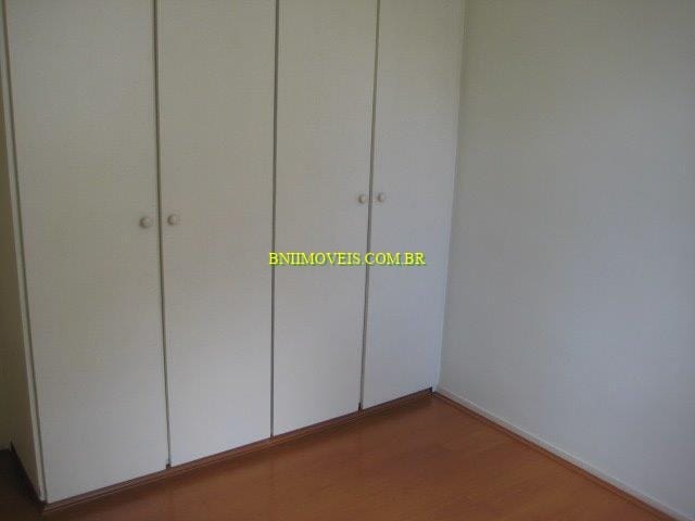 Apartamento para alugar com 3 quartos, 107m² - Foto 12
