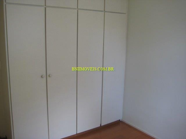 Apartamento para alugar com 3 quartos, 107m² - Foto 10