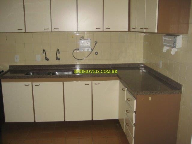 Apartamento para alugar com 3 quartos, 107m² - Foto 5