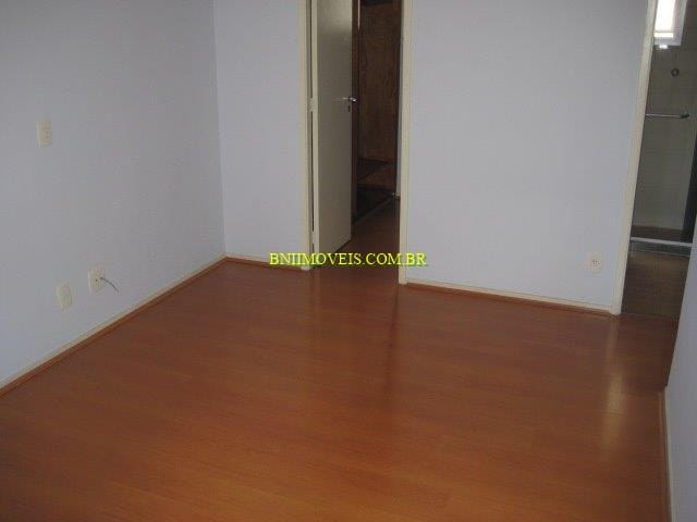 Apartamento para alugar com 3 quartos, 107m² - Foto 15
