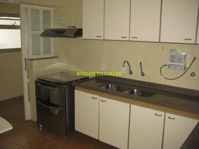 Apartamento para alugar com 3 quartos, 107m² - Foto 6