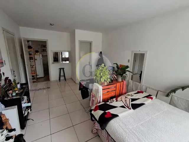 Apartamento 1 quarto e 1 banheiro, à venda, no bairro Centro em Pelotas