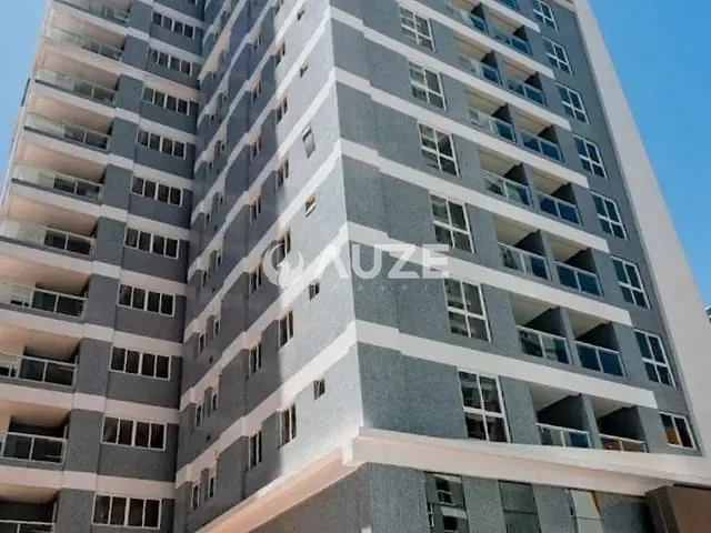 Apartamento com 144m² 3 quartos e 3 banheiros, à venda, no bairro Centro em Curitiba