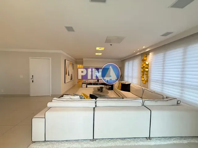 Apartamento com 228m² 4 quartos e 5 banheiros, à venda, no bairro Jardim Goiás em Goiânia