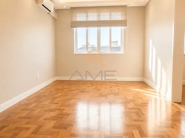 Apartamento 3 quartos e 4 banheiros, à venda, no bairro Centro em Pelotas