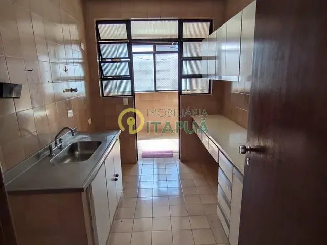 Apartamento com 125m² 3 quartos e 2 banheiros, à venda, no bairro Centro em Londrina