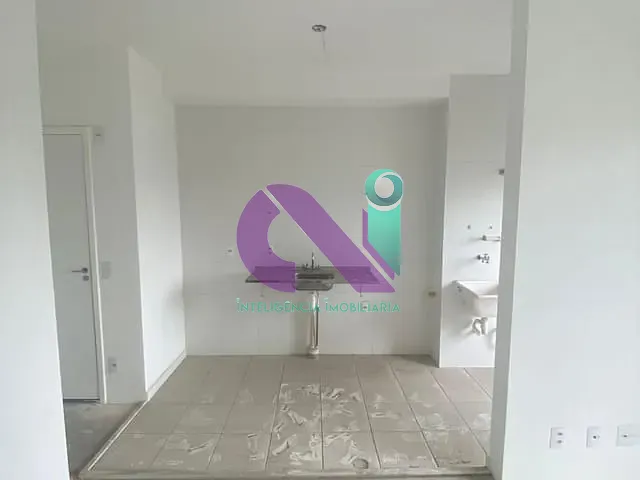 Apartamento 2 quartos e 1 banheiro, à venda, no bairro Quitaúna em Osasco