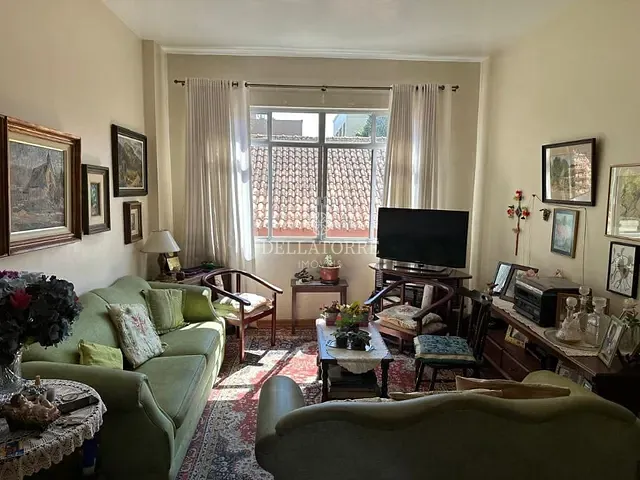 Apartamento com 1292m² 2 quartos e 3 banheiros, à venda, no bairro Alto em Teresópolis