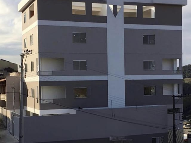 Apartamento 2 quartos e 2 banheiros, à venda, no bairro Carijós em Cataguases