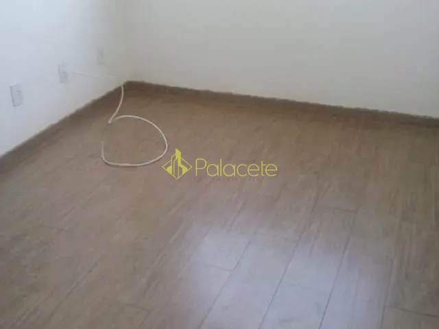 Apartamento 2 quartos e 1 banheiro, à venda, no bairro Crispim em Pindamonhangaba