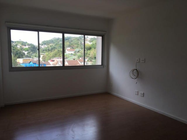 Apartamento à venda, no bairro Centro em Petrópolis
