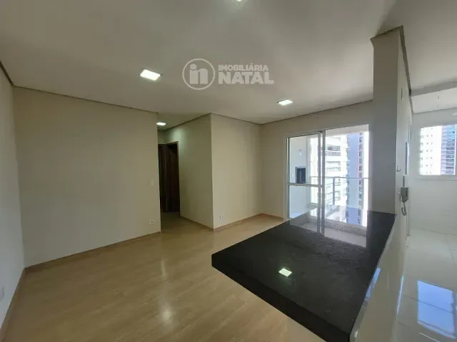 Apartamento 2 quartos e 2 banheiros, para alugar, no bairro Gleba Fazenda Palhano em Londrina
