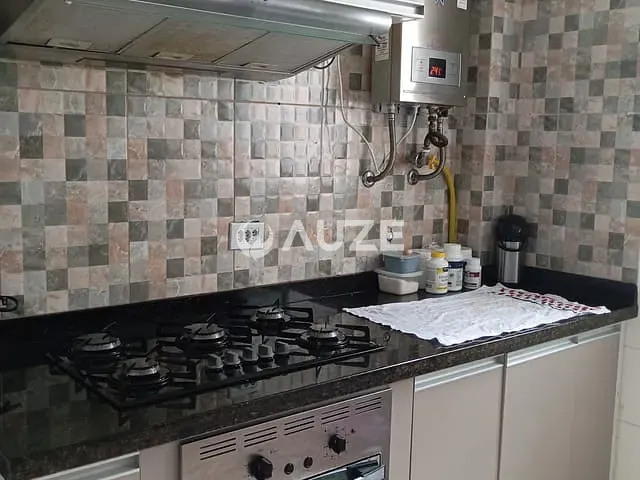 Apartamento 2 quartos e 1 banheiro, à venda, no bairro Abranches em Curitiba