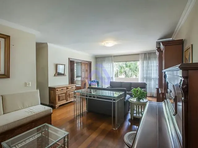 Apartamento 4 quartos e 2 banheiros, à venda, no bairro Jardim Europa em São Paulo