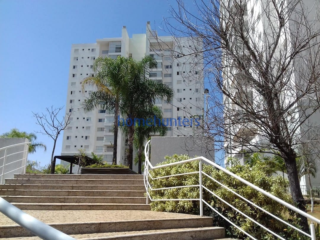 Apartamento à venda com 3 quartos, 132m² - Foto 2