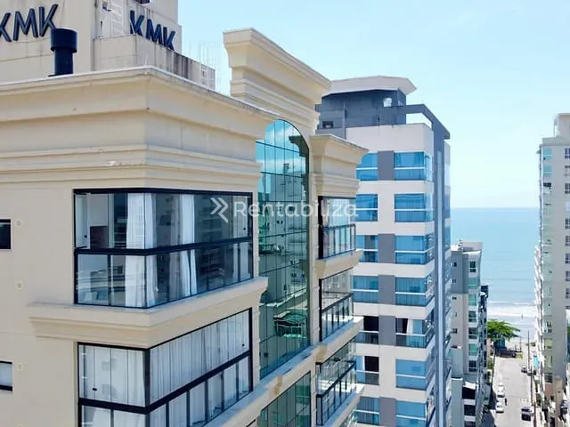 Apartamento 3 quartos e 3 banheiros, à venda, no bairro Meia Praia em Itapema
