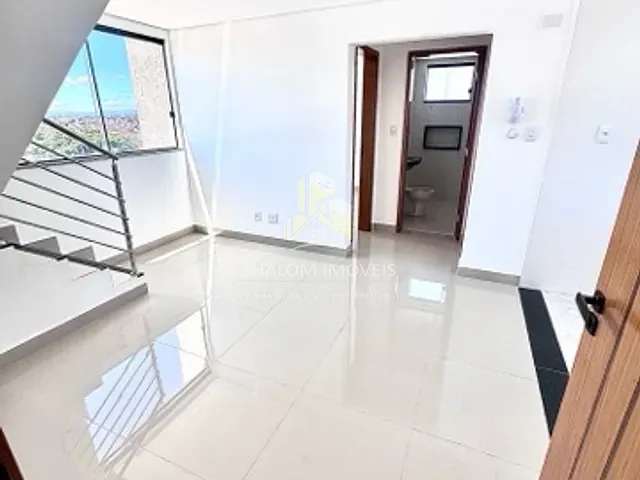 Cobertura / Penthouse com 100m² 2 quartos e 2 banheiros, à venda, no bairro Santa Mônica em Belo Horizonte